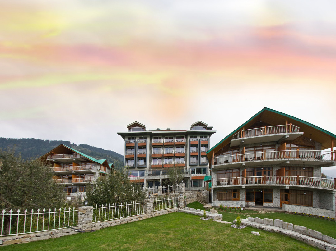 The Whitestone Resorts主图