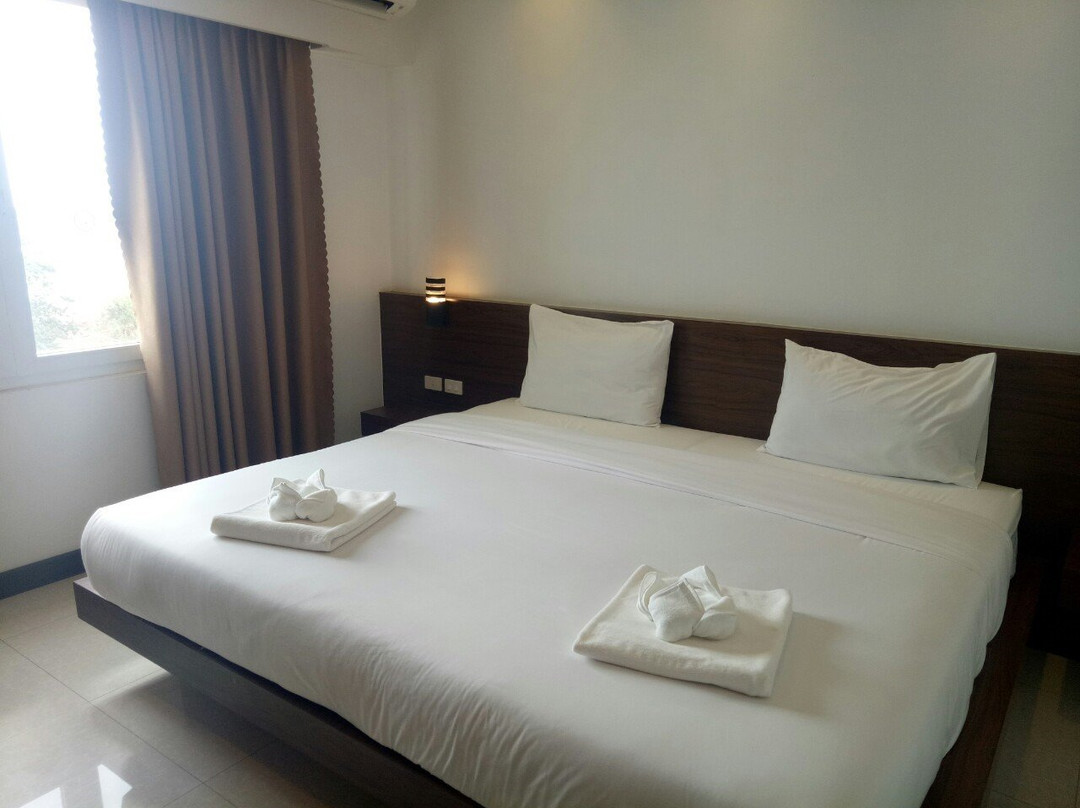 InTouch Riverside Hotel主图