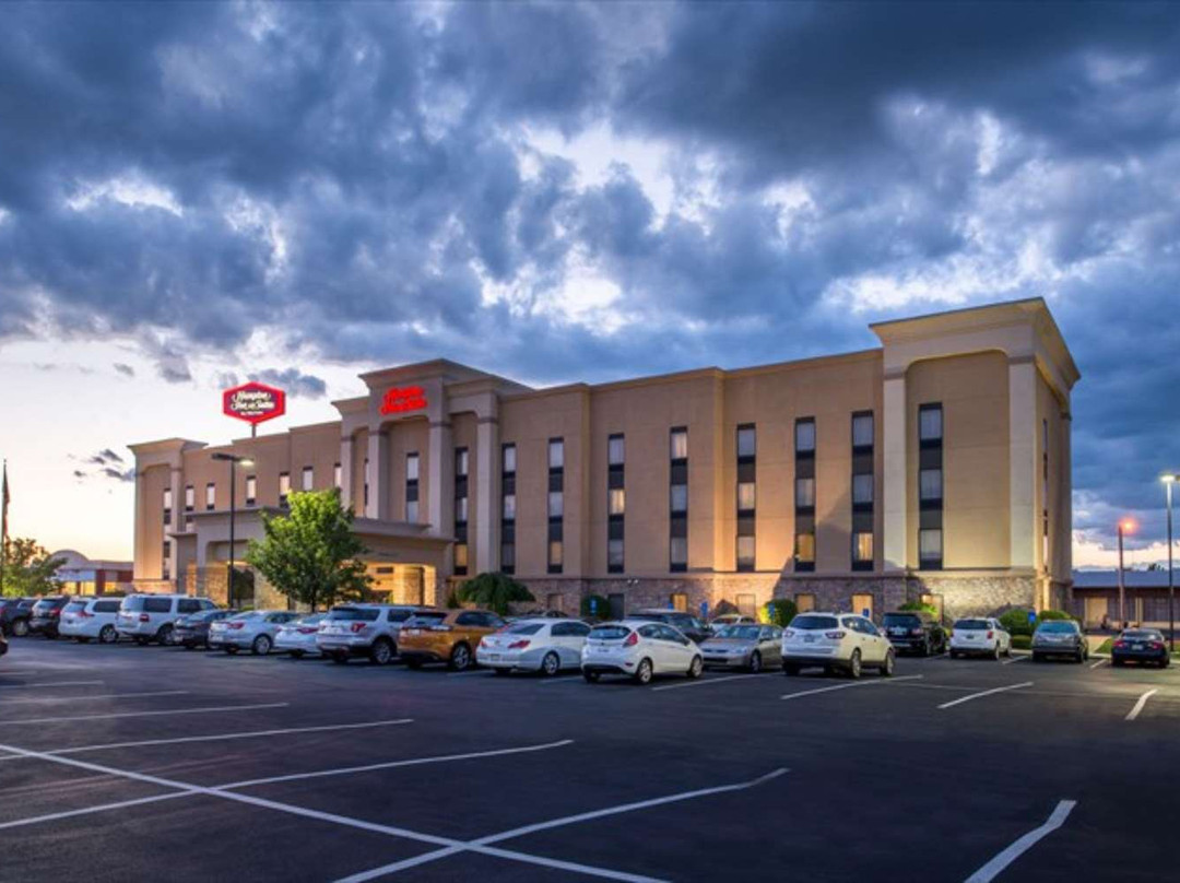 Hampton Inn & Suites Richmond主图