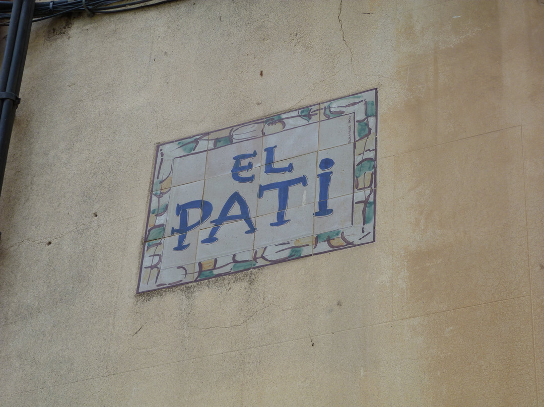 Placa El Pati景点图片