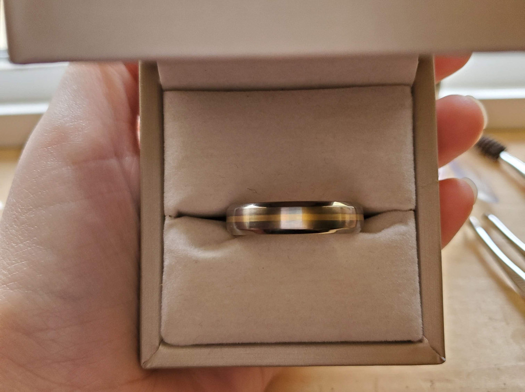 Bishops Jewelry Gallery-费尔班克斯必去景点