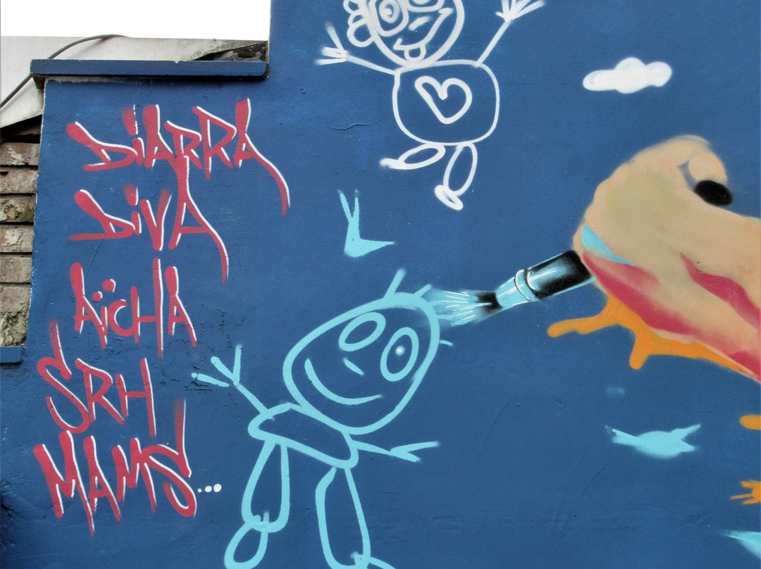 Fresque "Le chêne pointu II"-Clichy-Sous-Bois必去景点