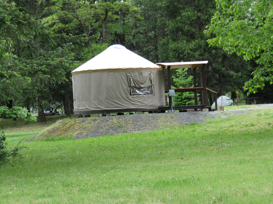 Valley of the Rogue State Park