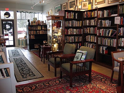 White Square - Fine Books & Art景点图片