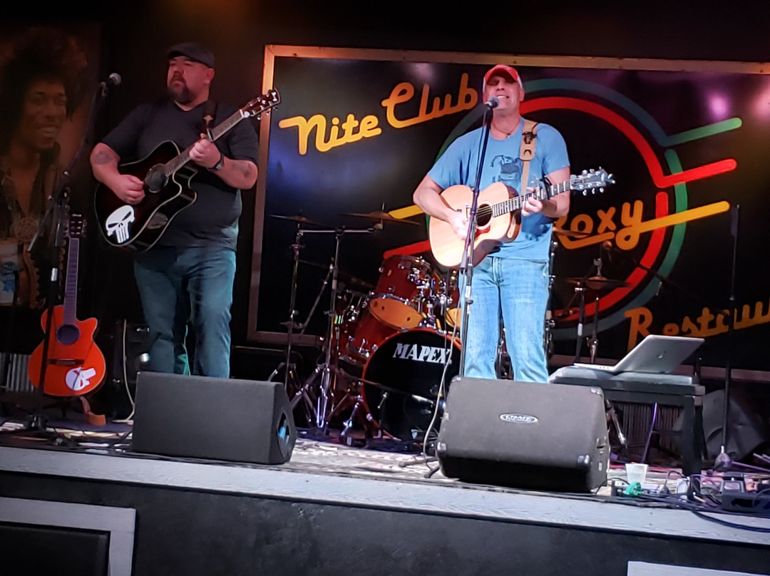 Mission旅游景点-Roxy Bar