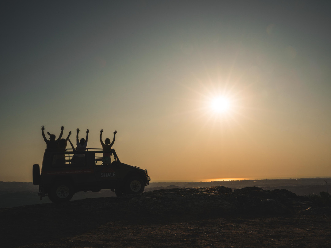 Shale Adventure Tours景点图片