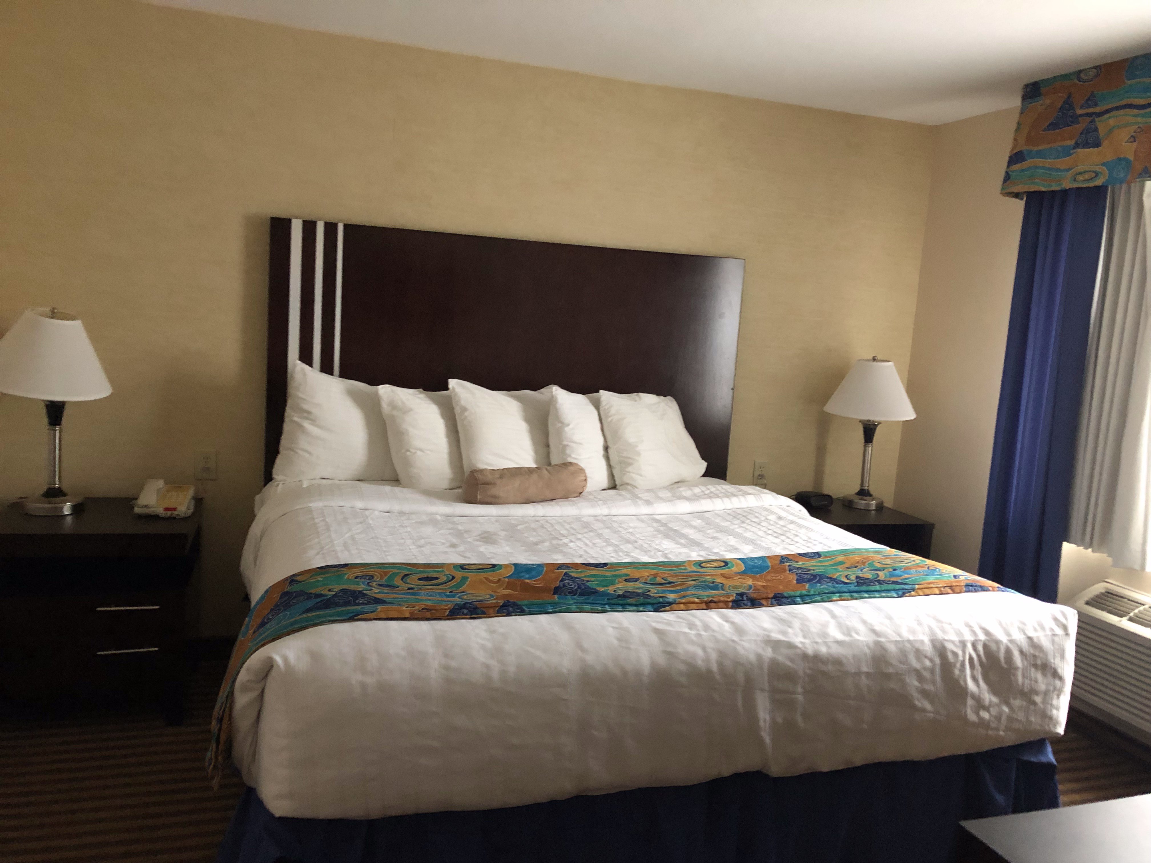 Portage Hotel & Suites-官方