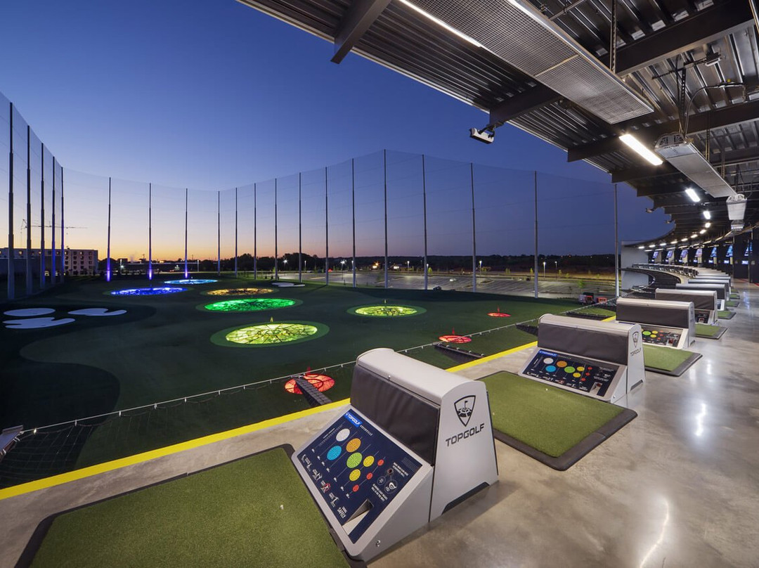 Topgolf景点图片