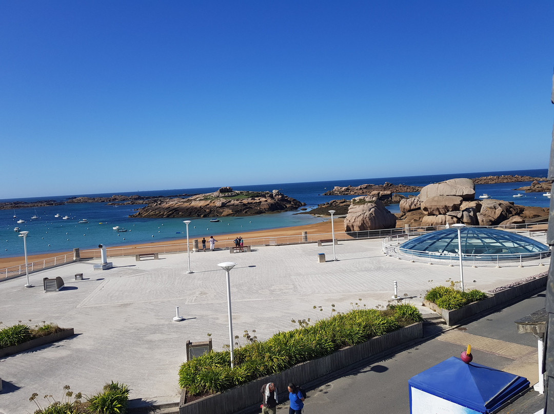 Hotel Beausejour主图