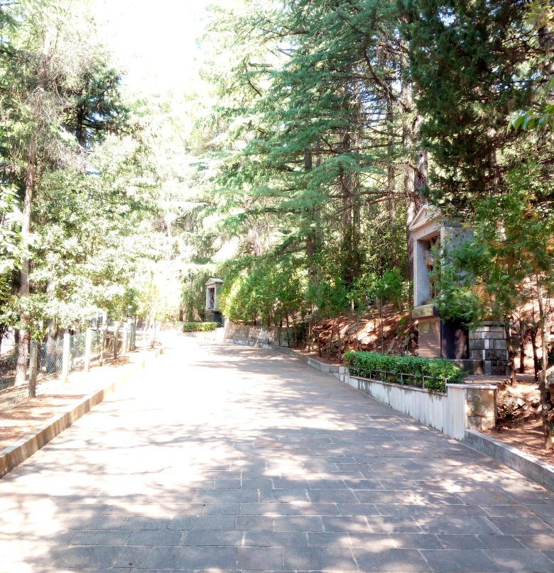 Via Crucis Monumentale-San Giovanni Rotondo必去景点