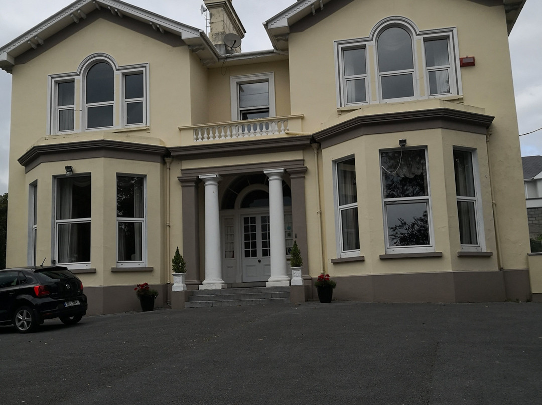 Knockeven House主图