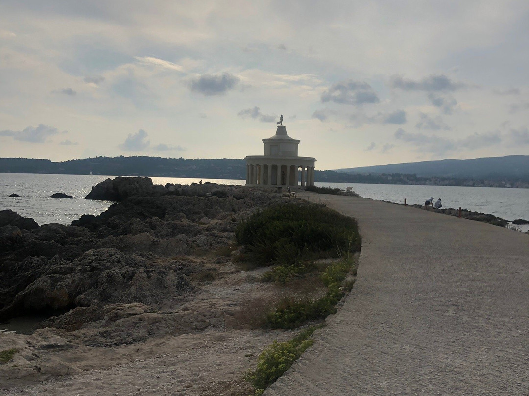 Lighthouse of Saint Theodoroi景点图片