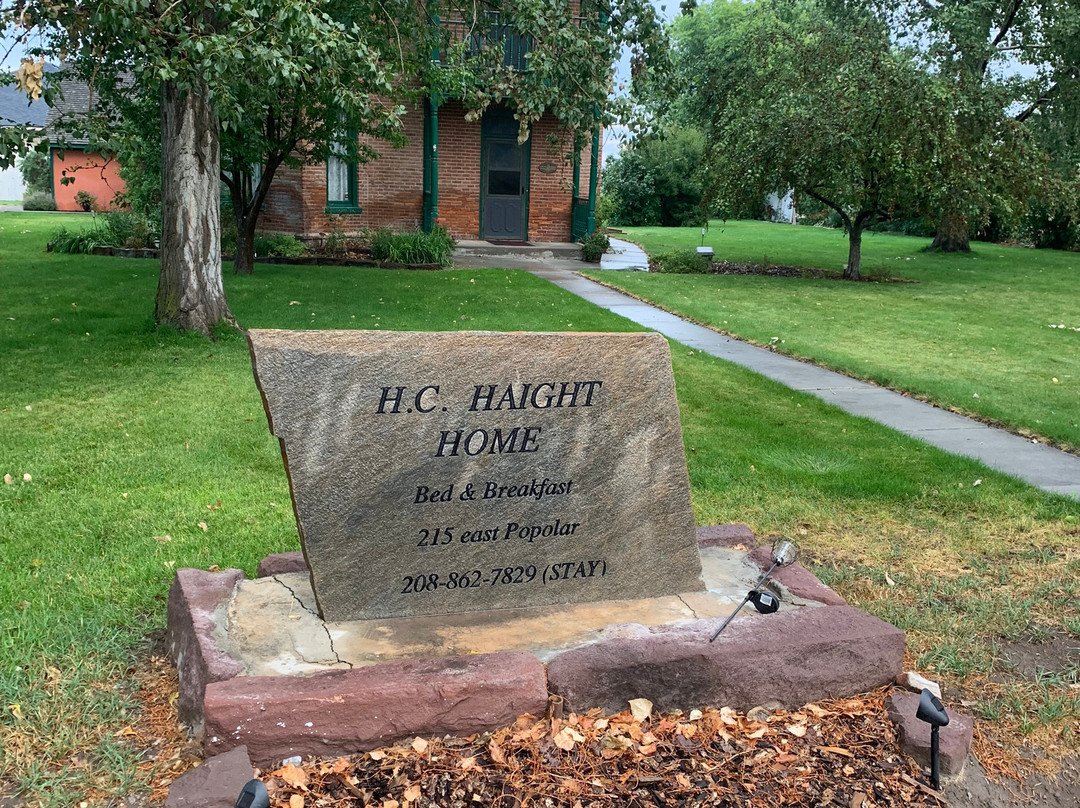 Haight Home Bed and Breakfast主图