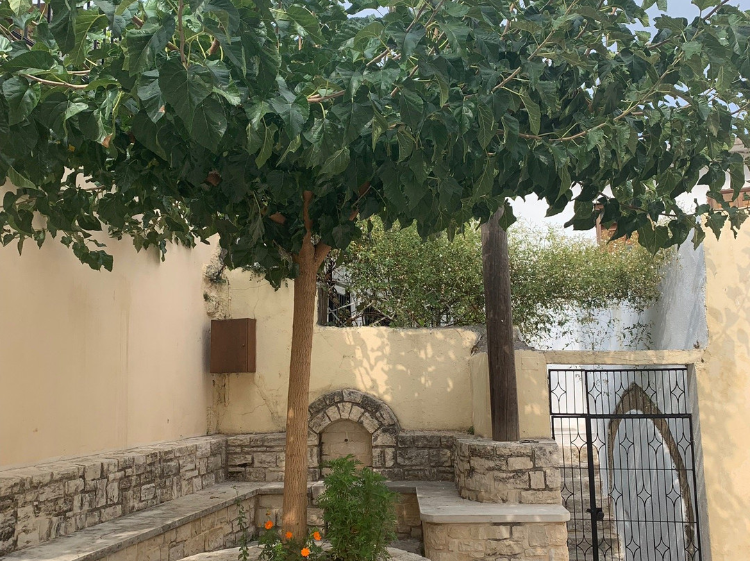 Yellow Train Rethymno Day Excursions-雷斯蒙必去景点