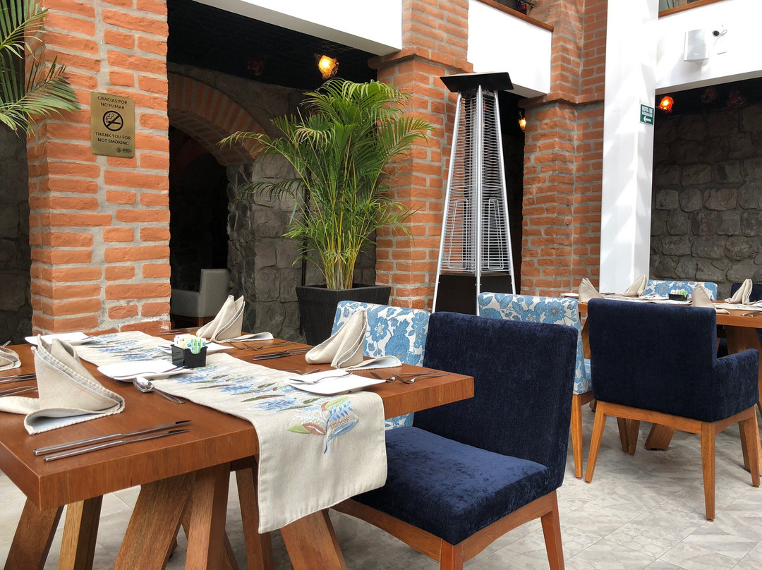 Hotel Otávalo主图