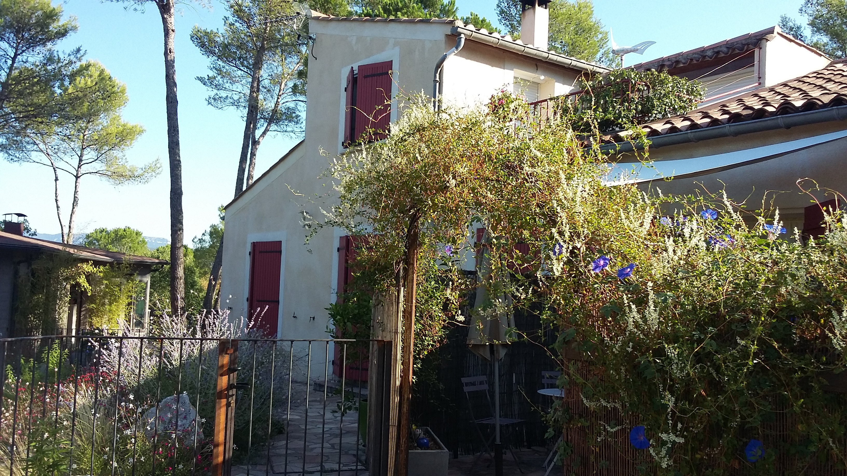 Chambres d'Hotes les Esterelles-浴室