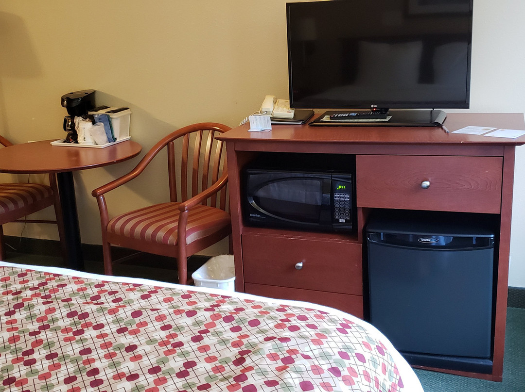 Super 8 by Wyndham Campbellton NB主图