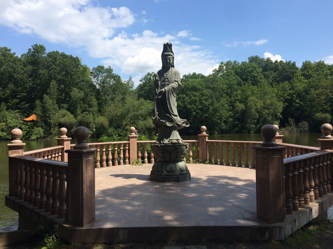 Chuang Yen Monastery景点图片