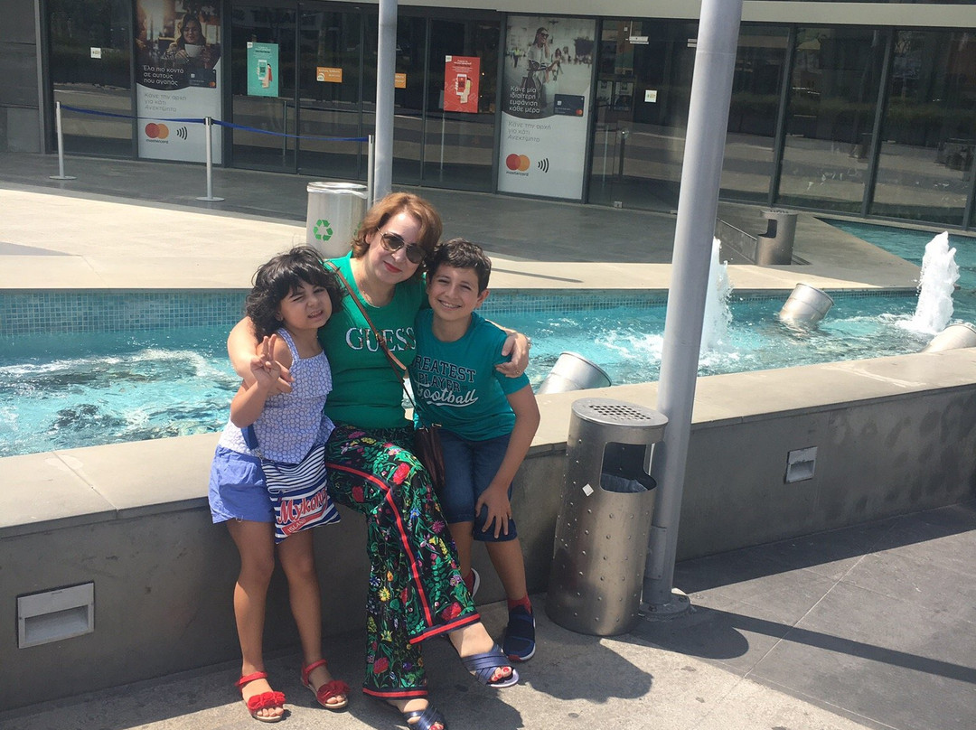 Athens Metro Mall-圣迪米特里奥斯必去景点