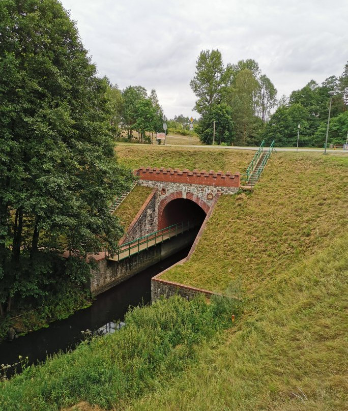 Aqueduct in Fujtowo景点图片
