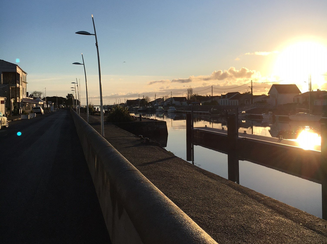 Saint-Georges-d'Oleron酒店住宿-Hotel Les Bains