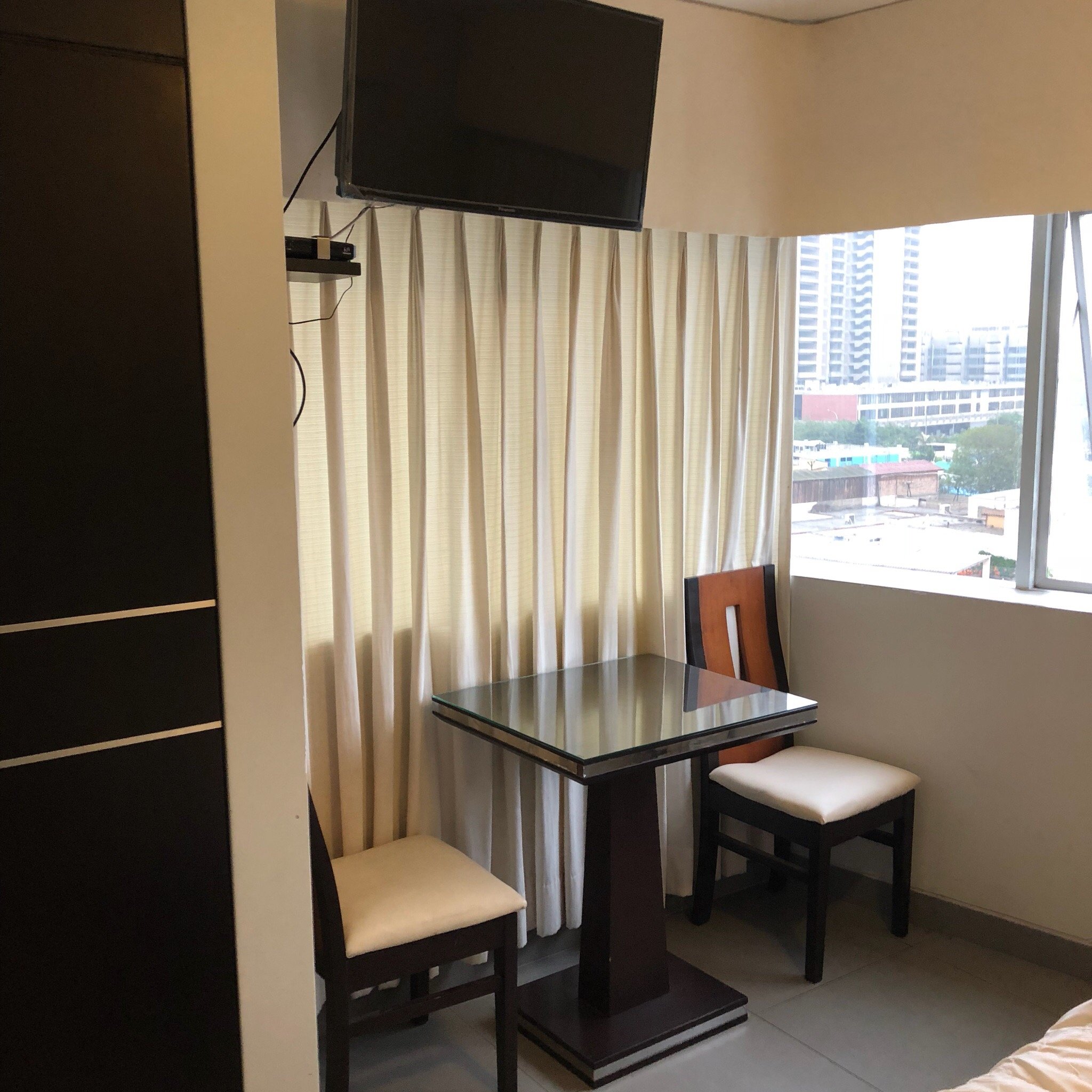 Mariategui Hotel & Suites-官方