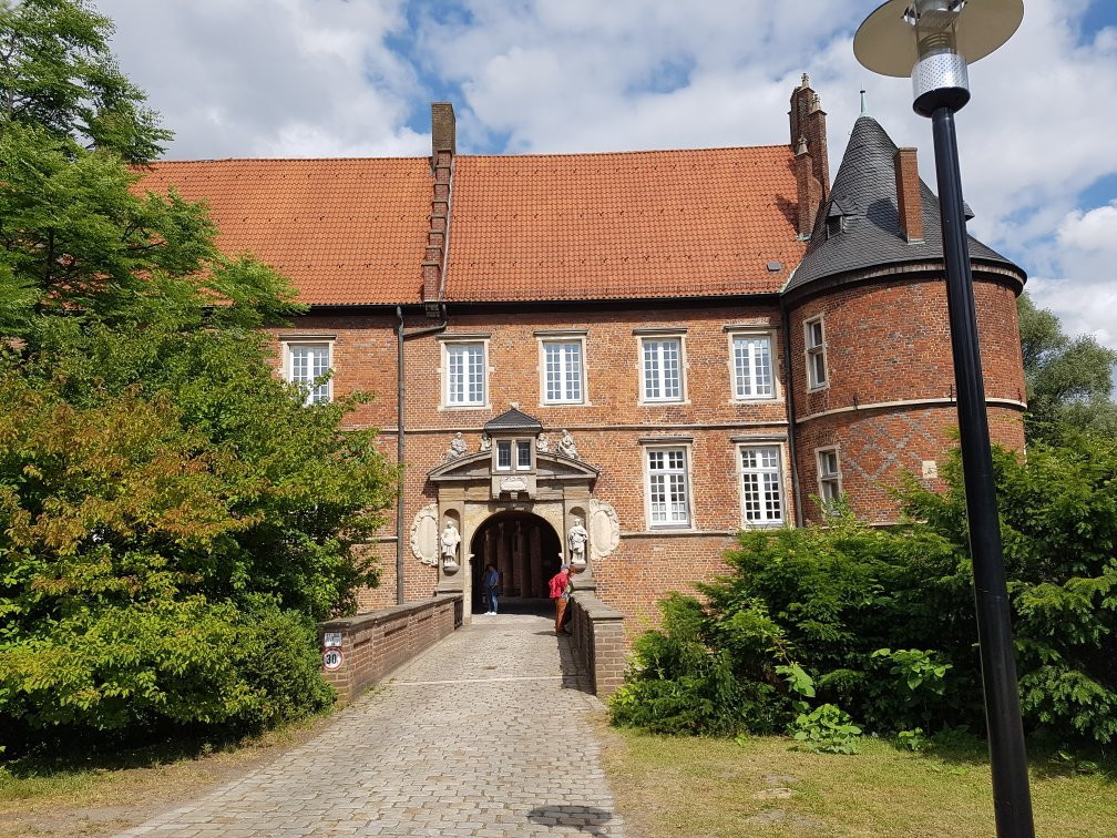 Schloss Herten-黑尔滕必去景点