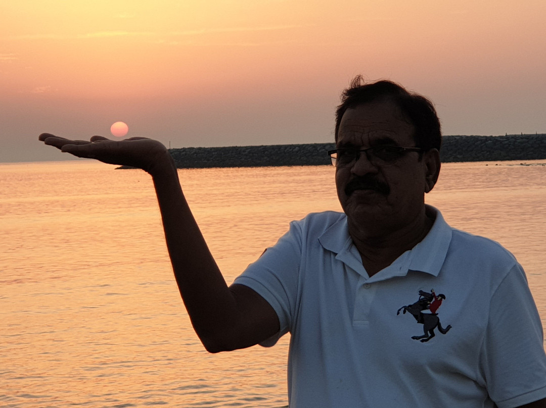 皇家海滩度假酒店主图