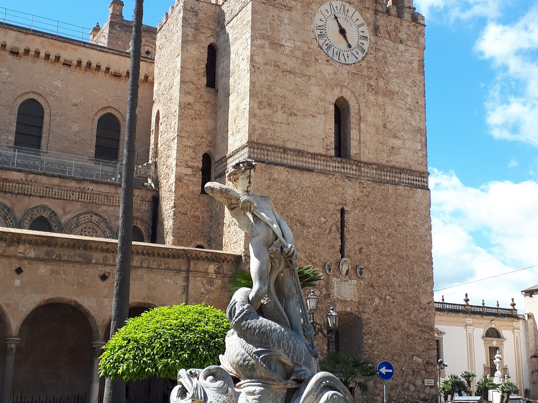 Fontana del Tritone景点图片