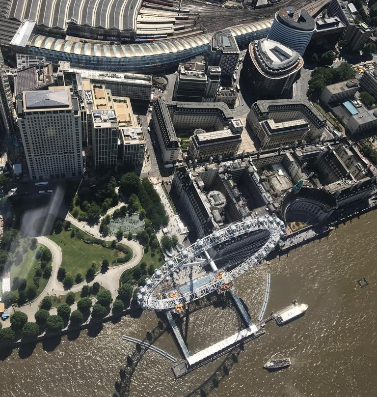 The Redhill Helicopter-Redhill必去景点