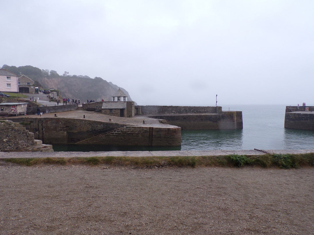 Charlestown Harbour景点图片