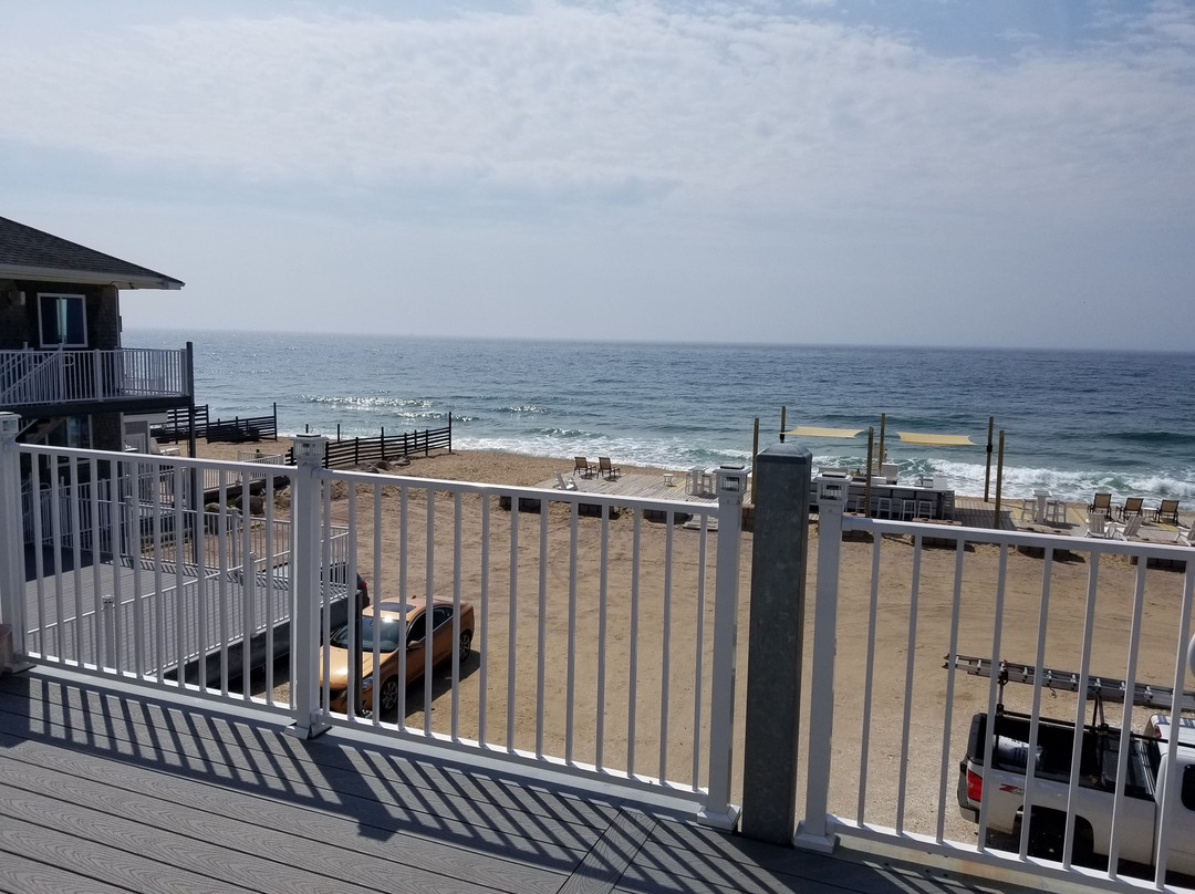 Sandy Shore Motel主图