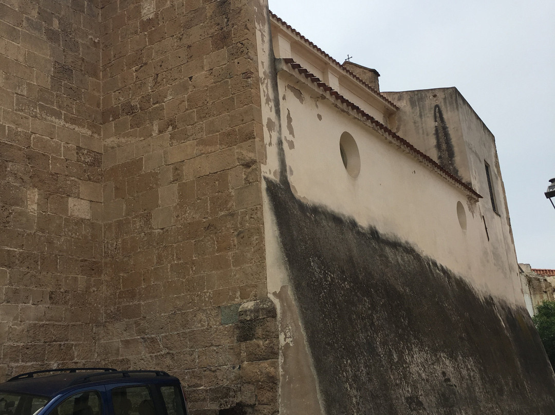 Chiesa di  Santa Chiara-奥里斯塔诺省必去景点