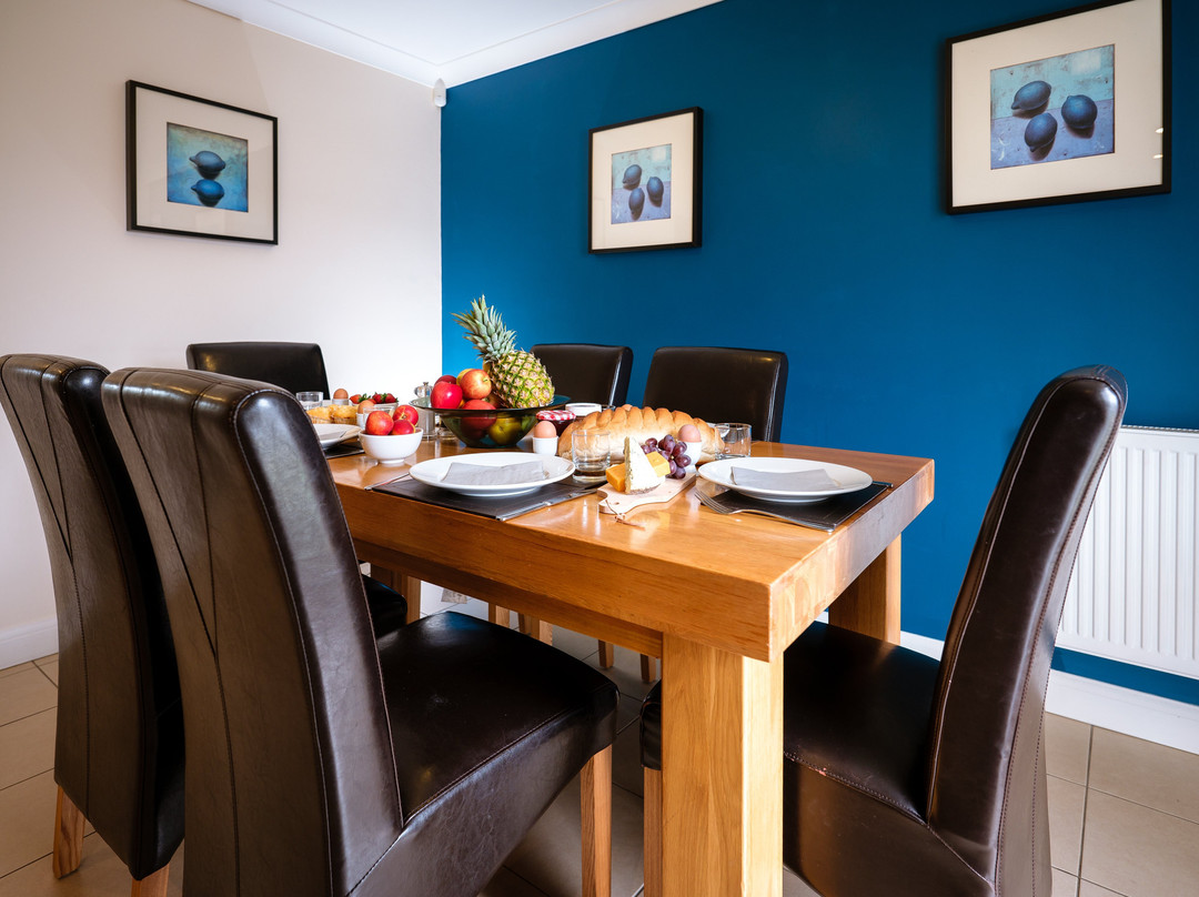 Lakeview Holiday Cottages