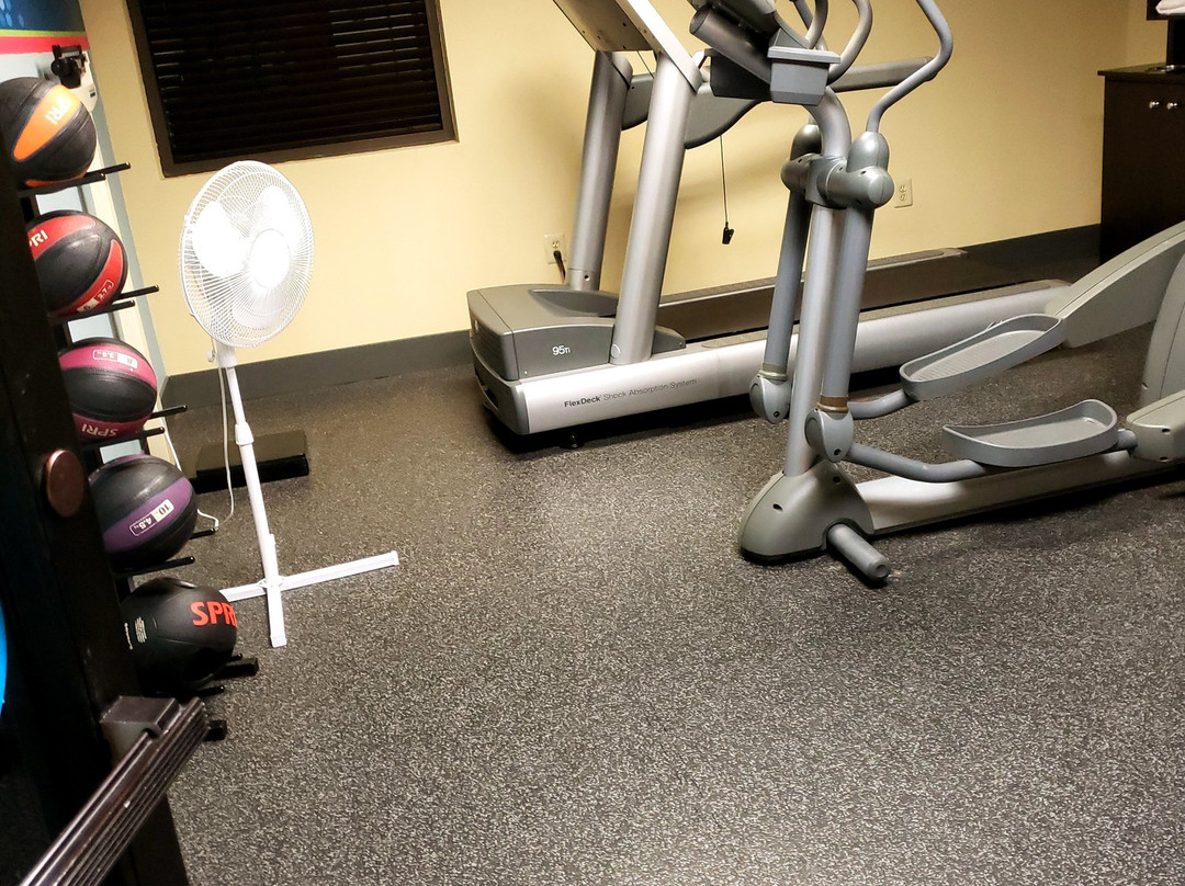 芒特霍利/西安普敦希尔顿花园旅馆主图