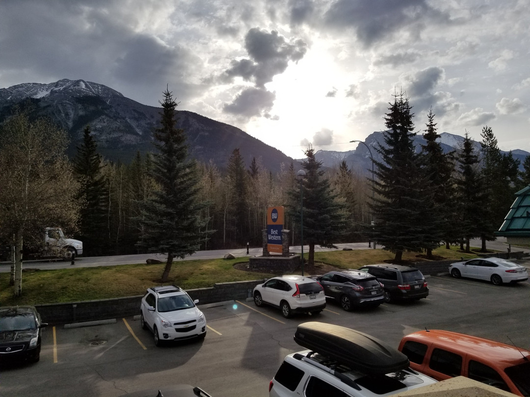 贝斯特韦斯特普拉斯波卡泰拉酒店主图