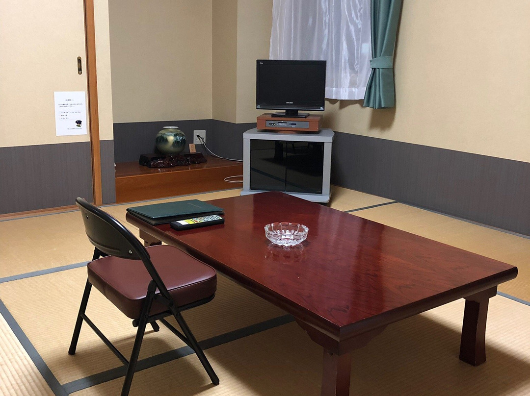 Sky Tower Hotel主图