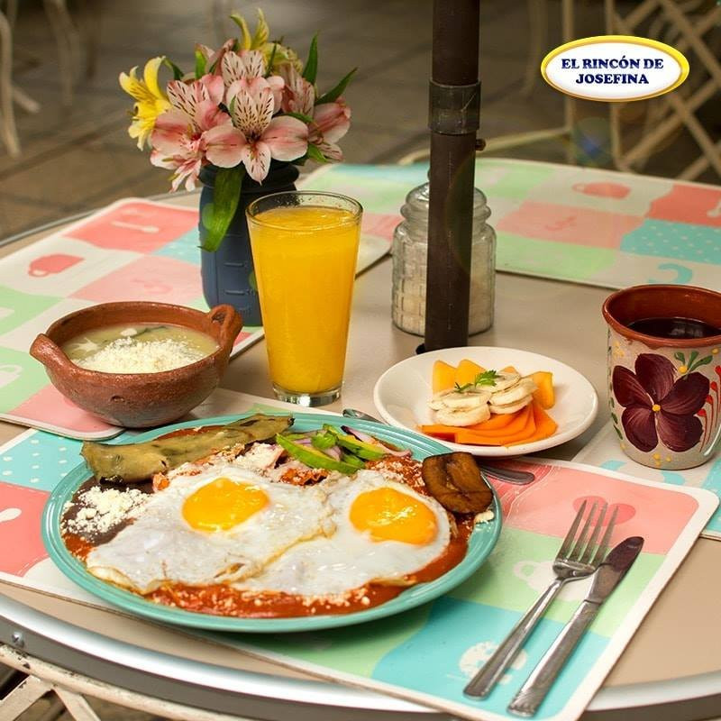 图斯特拉古铁雷斯餐馆和美食-El Rincon De Josefina