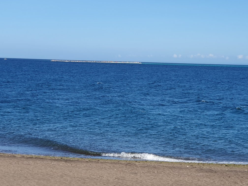 潜水洞穴度假村主图