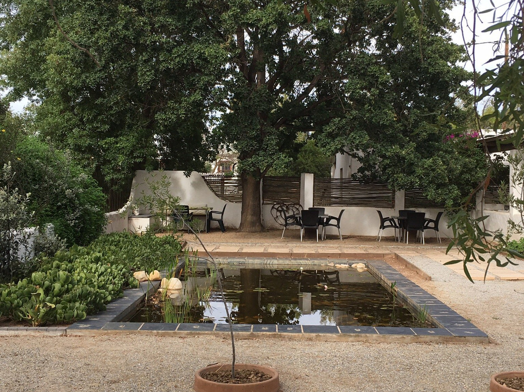 Riviersonderend餐馆和美食-How Bazaar