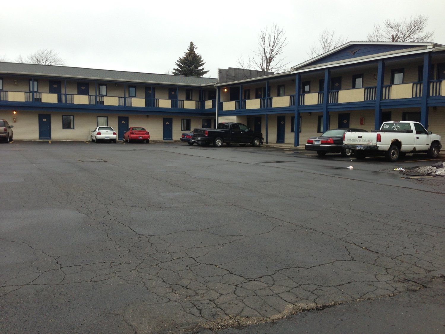Cadet Motor Inn-官方