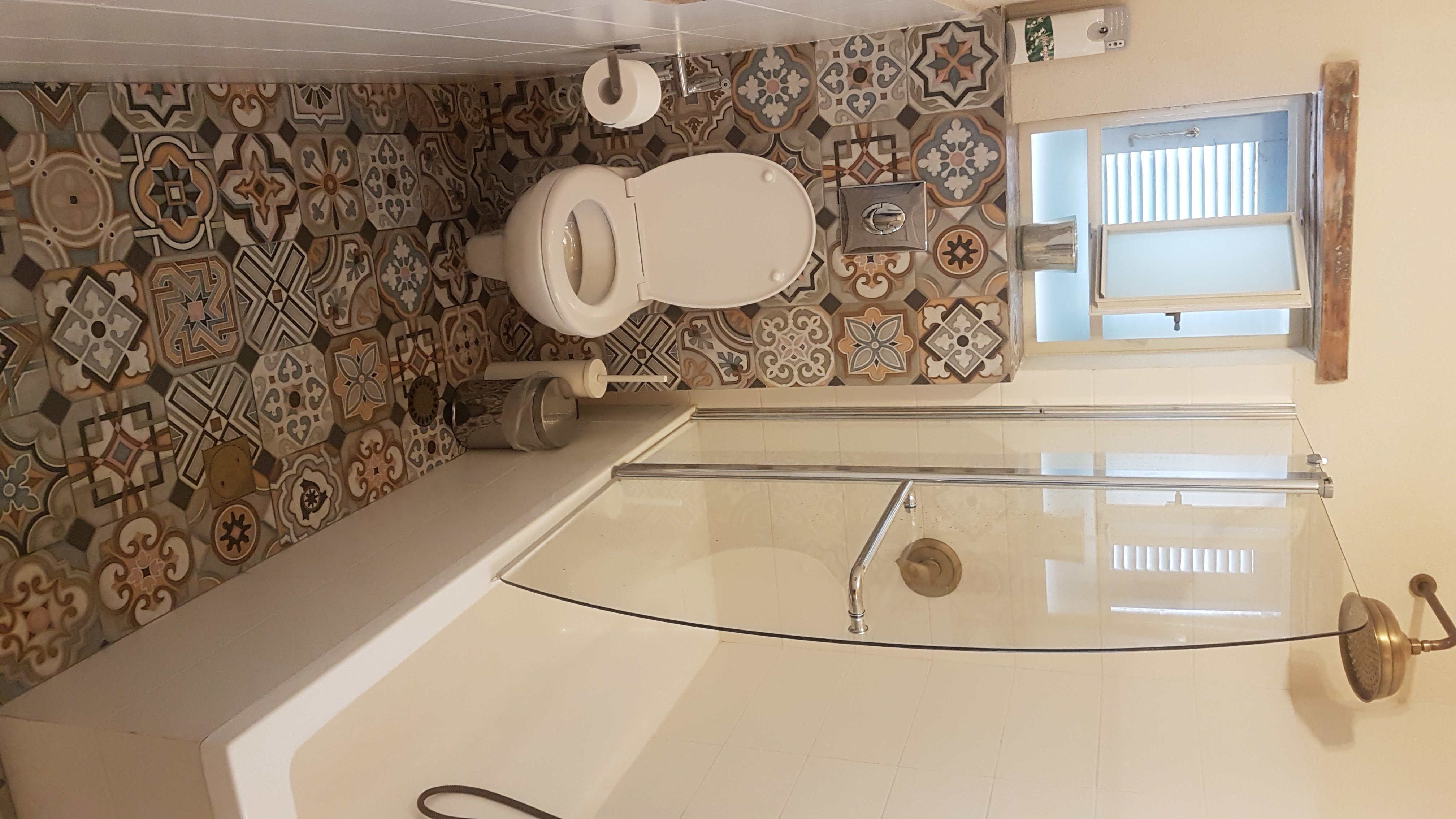 Aleen Guest House-浴室
