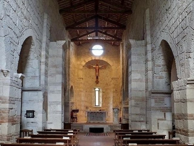 Chiesa di San Pietro a Campovalano景点图片