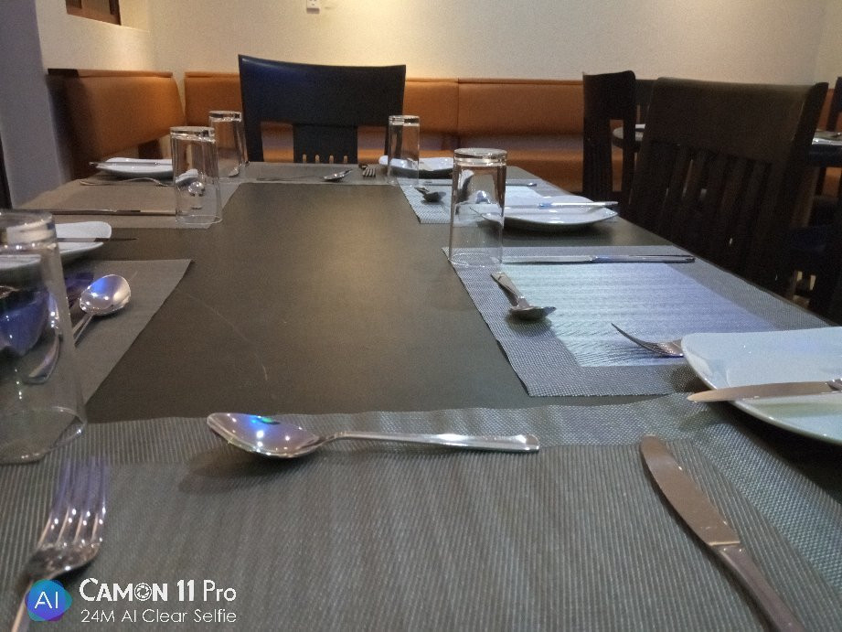 Court View Restaurant & Bar