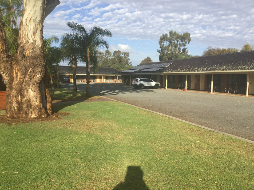 Sportsmans Motor Inn主图