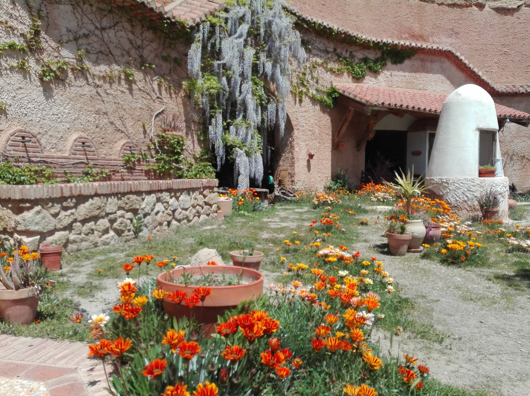 Purullena旅游景点-Habitat Troglodita Almagruz