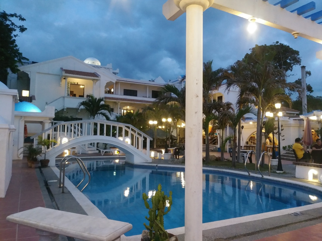 La Roca Villa Resort Hotel主图