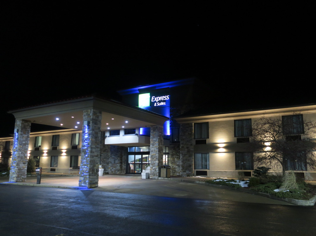 库珀斯敦快捷假日套房酒店主图