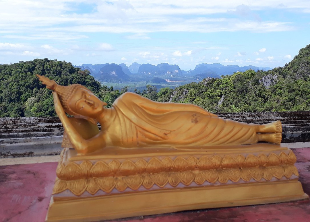 Wat Khao Suwan Pradit-廊塞必去景点