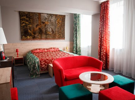 Raketa Hotel主图